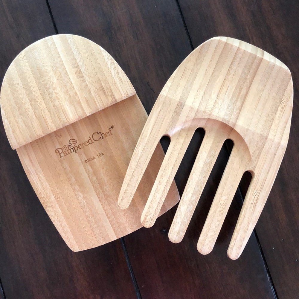 Pampered Chef Salad Claws